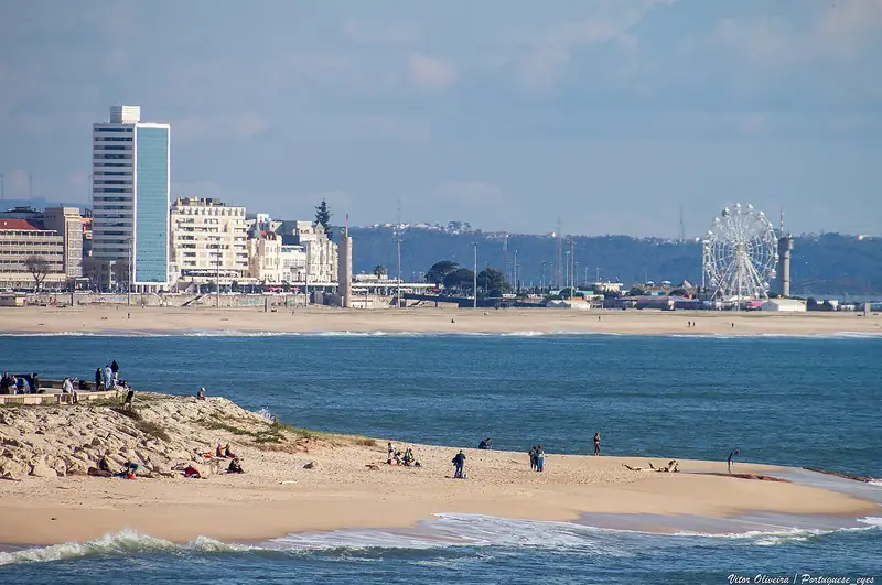 Praia do Cabo Mondego