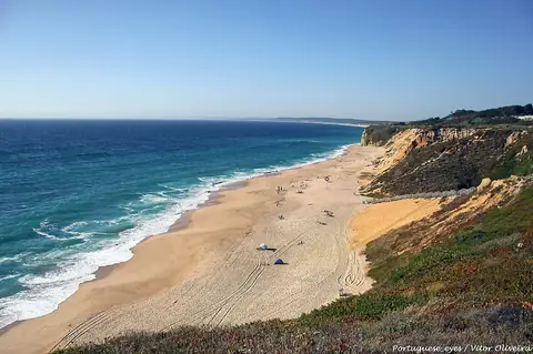 Praia das Bicas