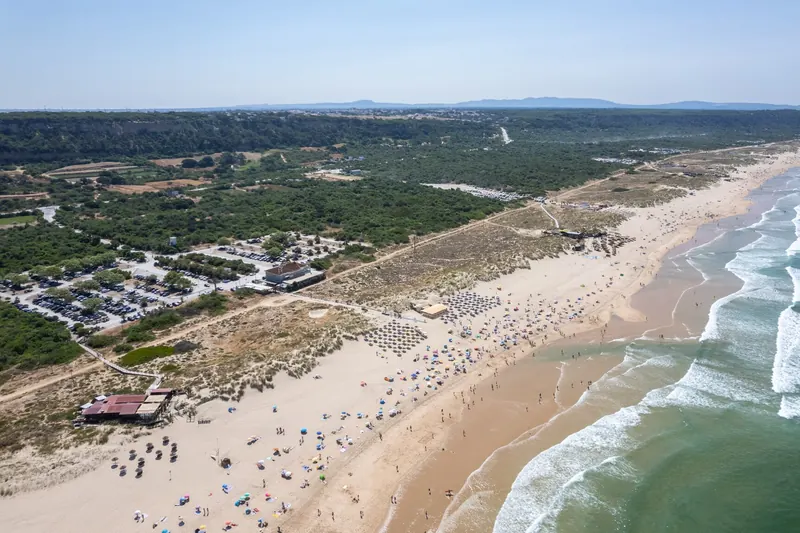 Praia da Rainha (Costa da Caparica)