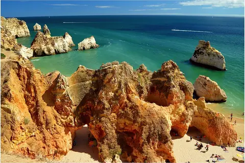 Praia dos Três Irmãos