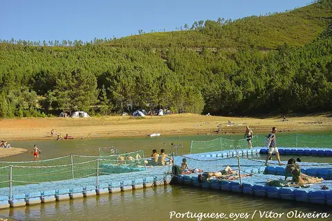 Praia Fluvial de Fernandaires